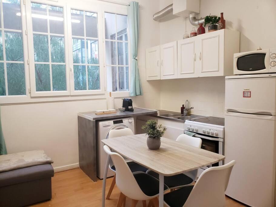 Appartement Cosy Plein Centre Nisa Exterior foto